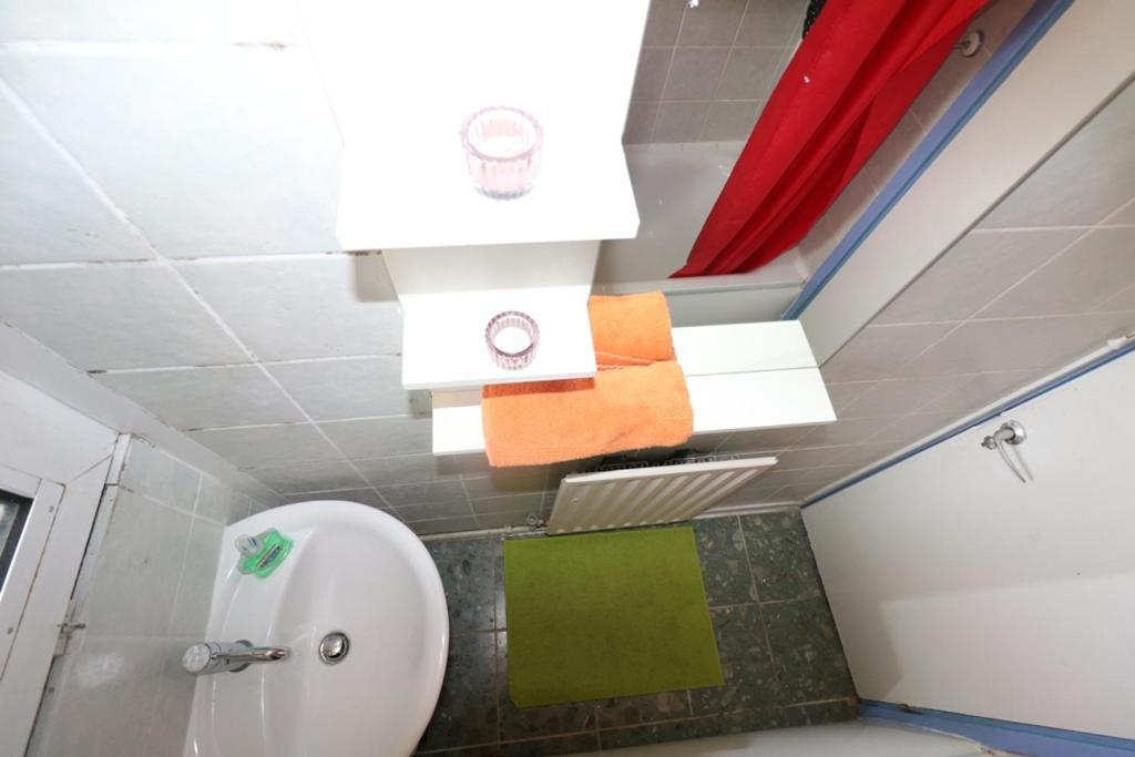 Cosy 3 Bed Apt, Old Truman Brewery! Brick Lane, London, E1 Extérieur photo
